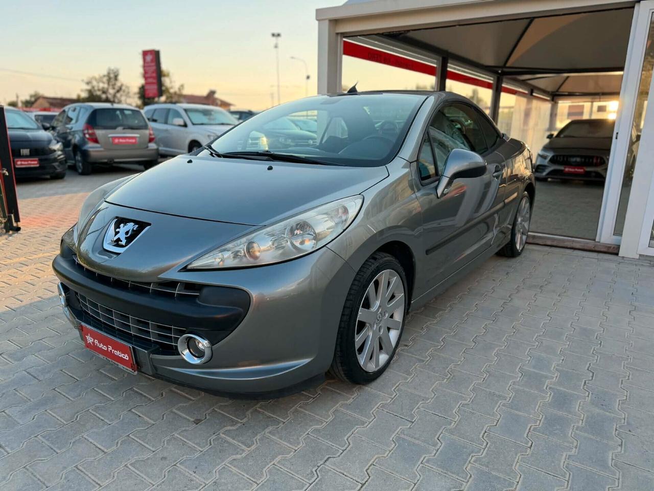 Peugeot 207 1.6 HDi 110CV 3p.CABRIO Féline OK NEOPATENTATI