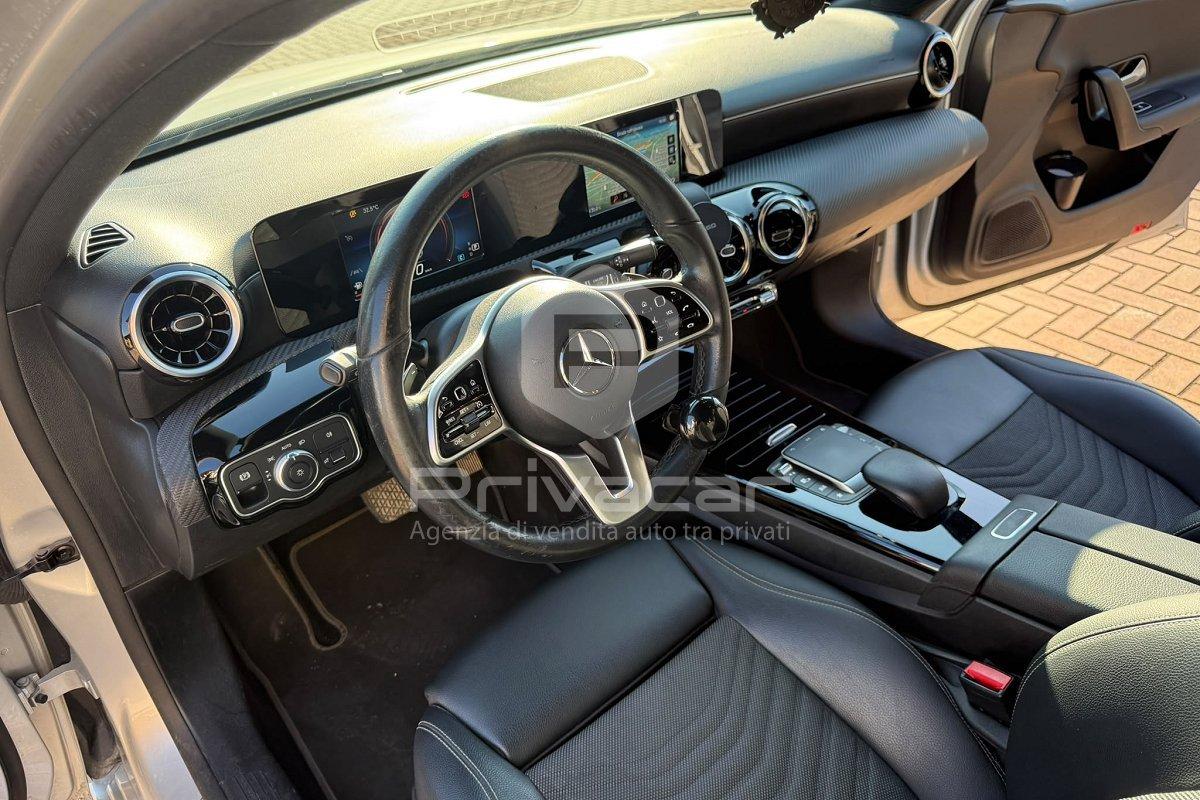 MERCEDES A 180 d Automatic Business