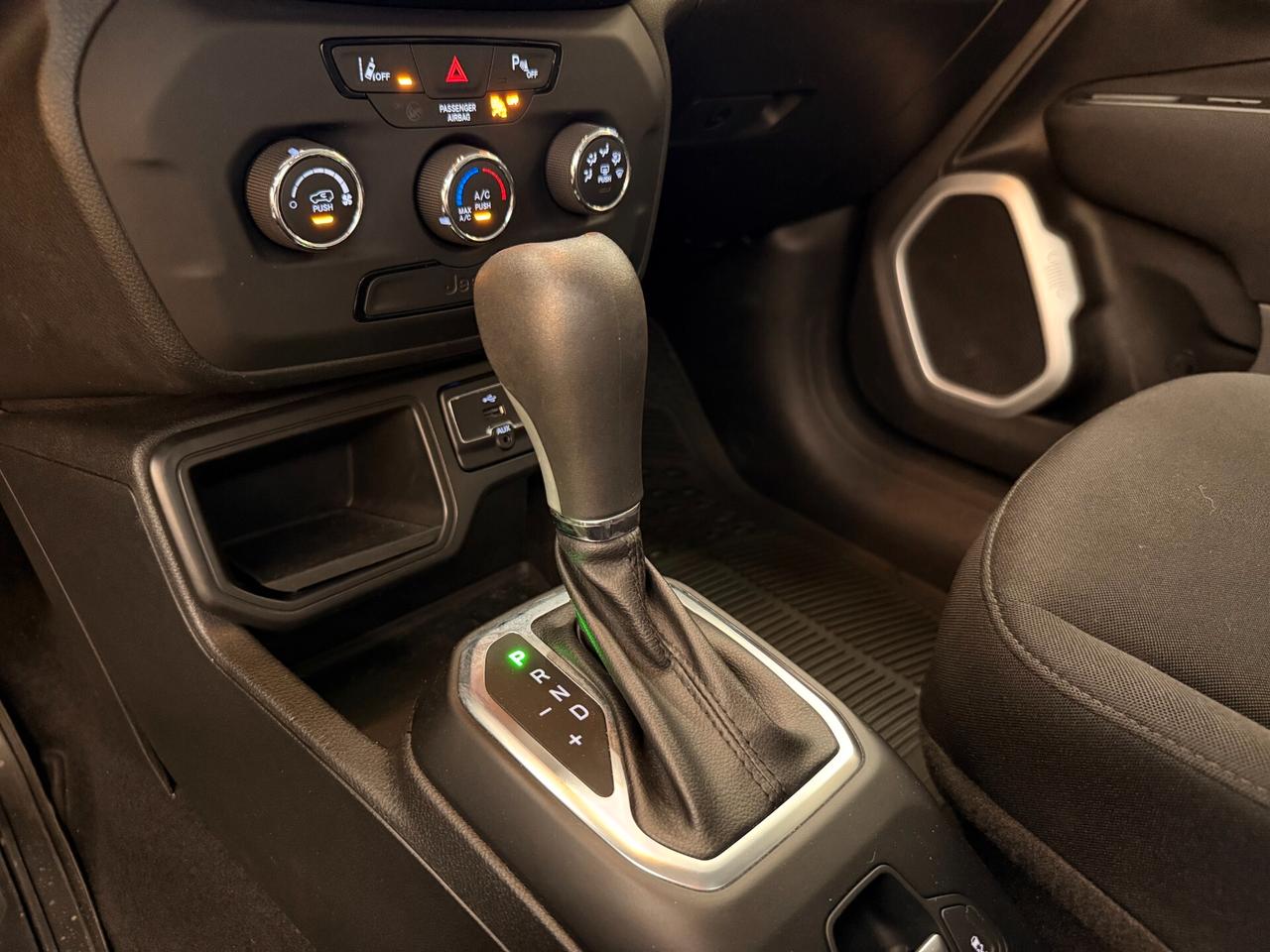 Jeep Renegade 1.6 Mjt DDCT 120 CV Longitude