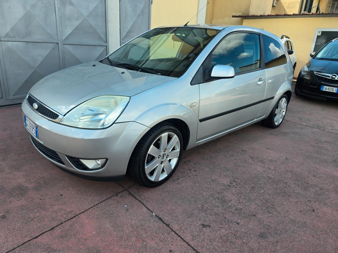Ford Fiesta 1.6 TDCi 3p. Ghia