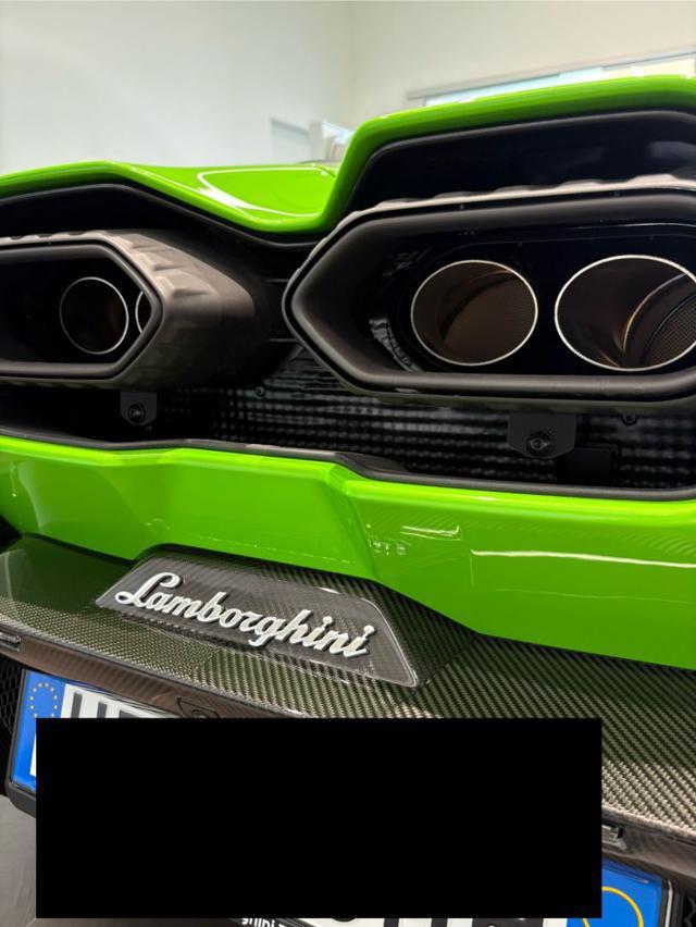 LAMBORGHINI Revuelto 6.5 V12 UFFICIALE ITALIA-SOLI 250KM