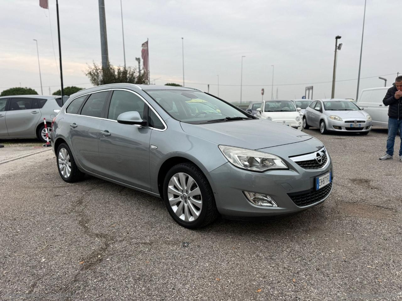 OPEL Astra 1.4 100 CV ST Cosmo