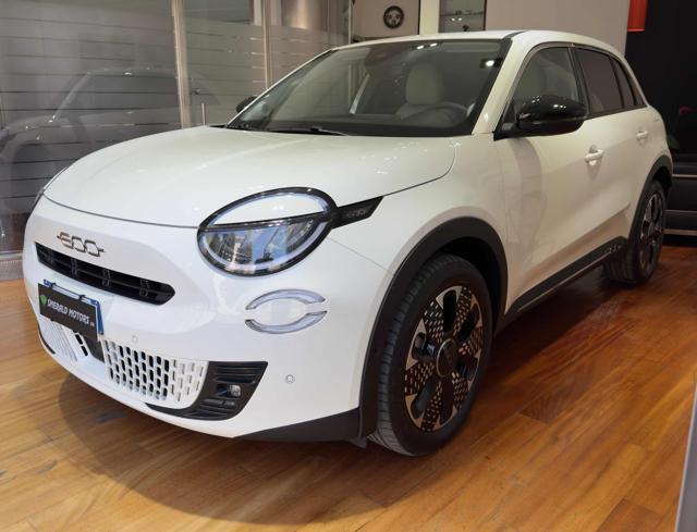 FIAT 600 Hybrid 110 CV DCT MHEV La Prima