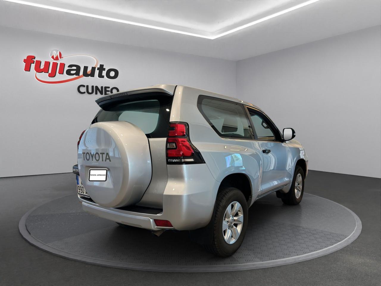 Toyota Land Cruiser 3p 2.8 d-4d N1