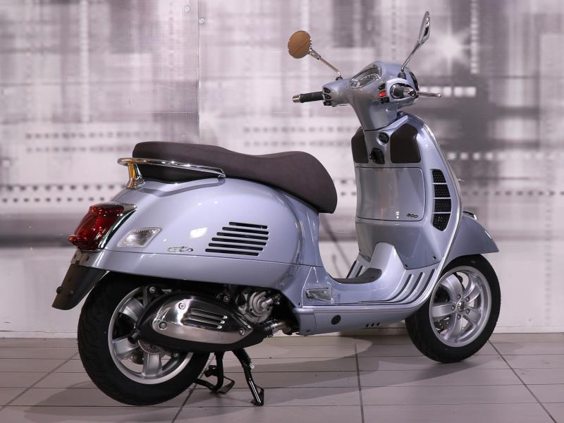Piaggio Vespa GTS 300 HPE ABS