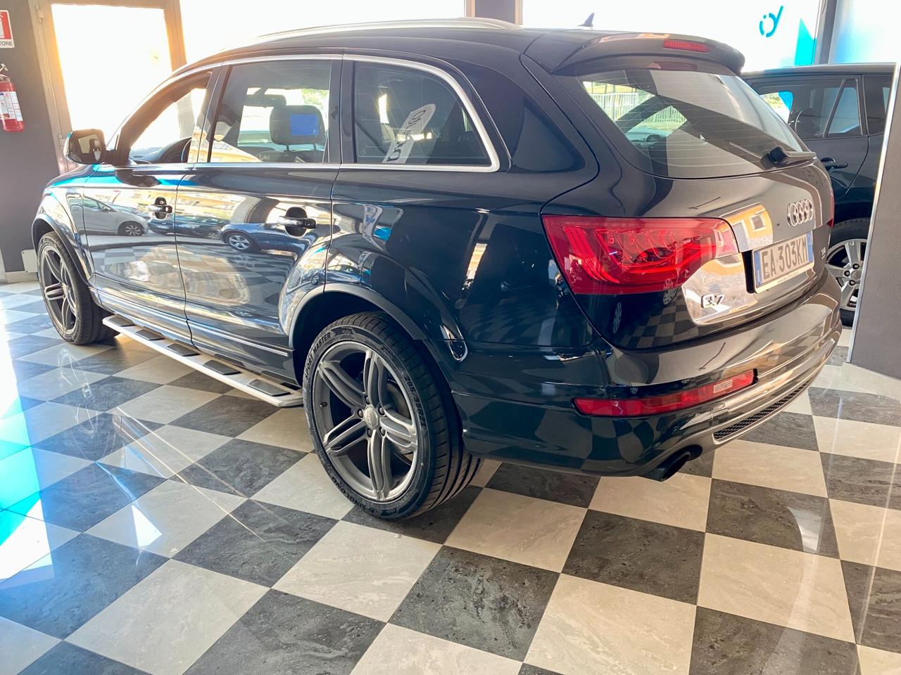 Audi Q7 3.0 TDI 240 CV quattro Tiptr. S-Line-2010