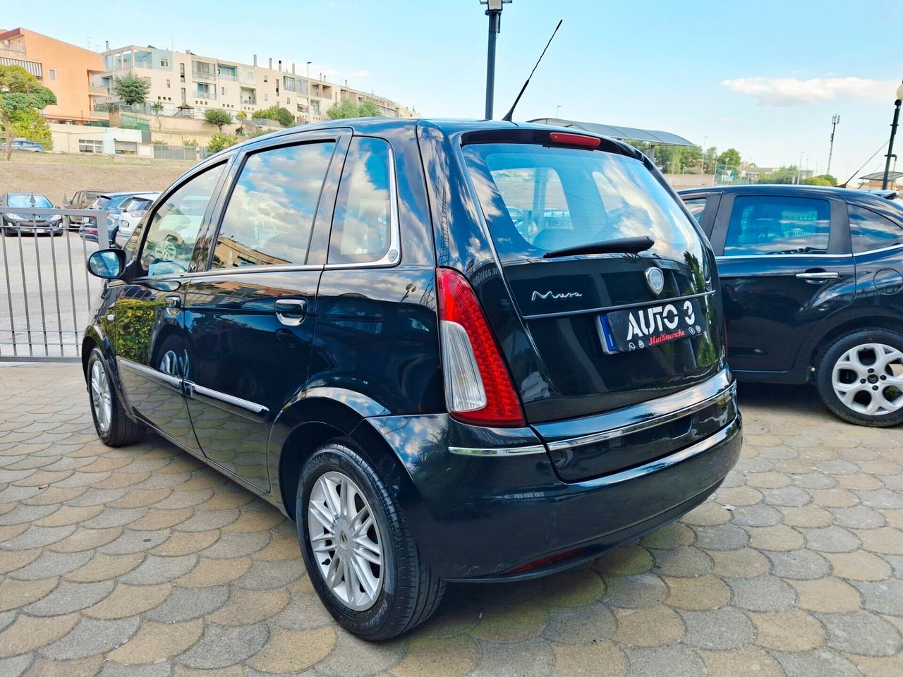 Lancia MUSA 1.3 Mjt 16V 95 CV S&S DPF Oro