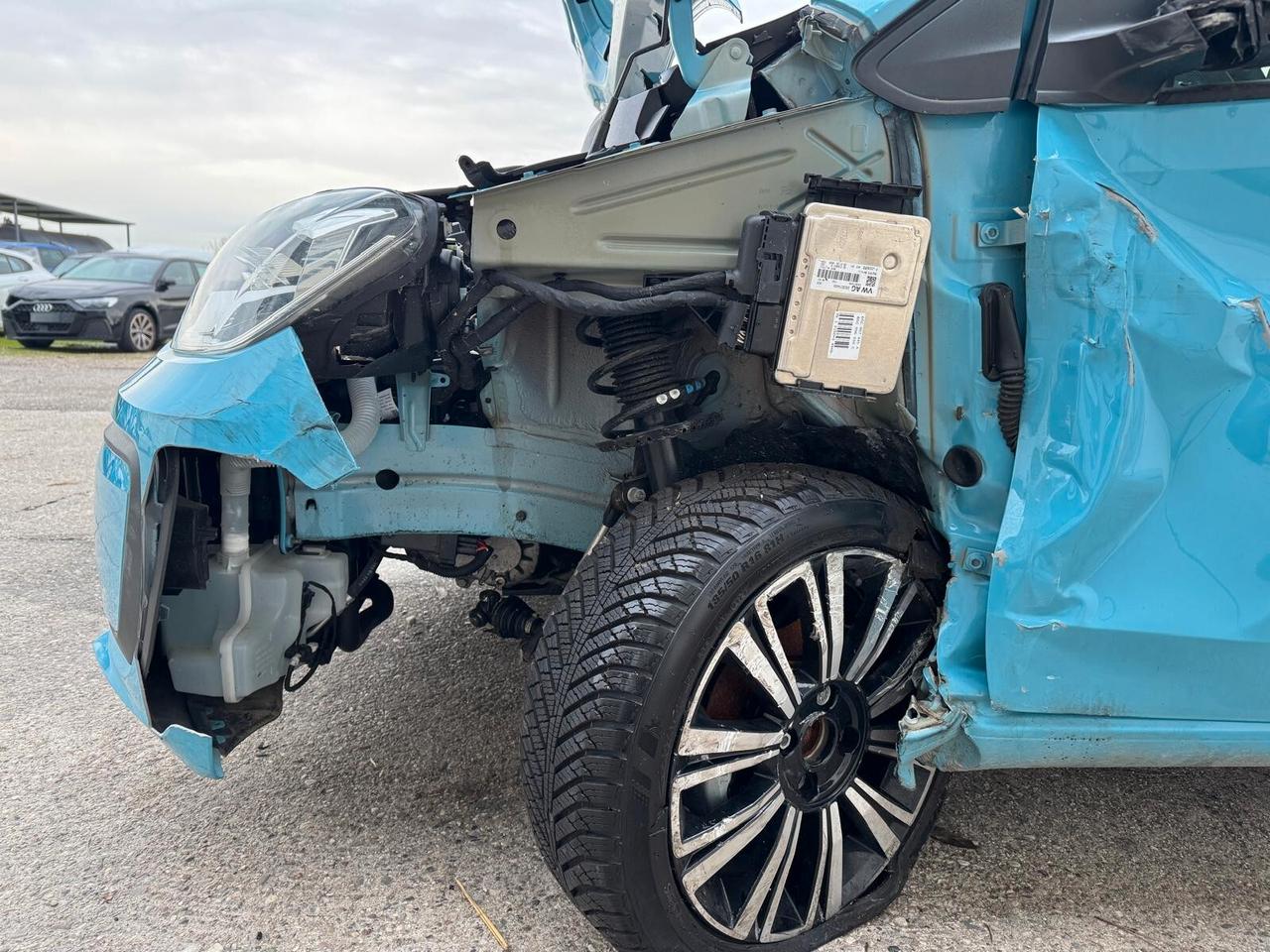 Volkswagen up! 5p 1.0 evo Move 65cv START - INCIDENTATA