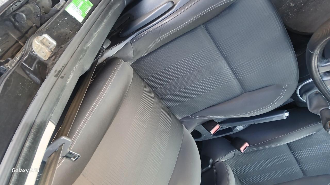 Renault Clio 1.2 16V 5 porte Dynamique