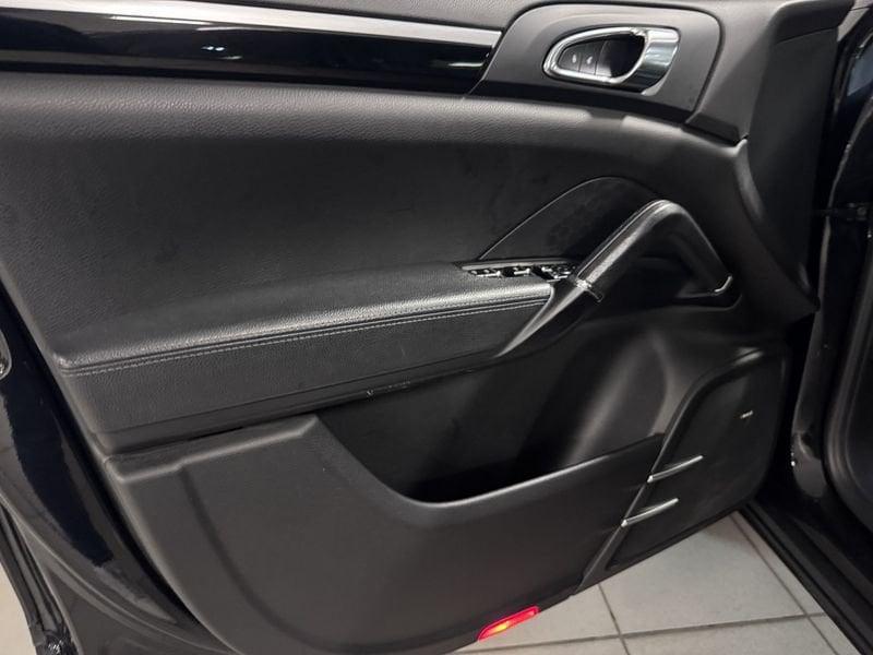 Porsche Cayenne Cayenne 3.0 Diesel