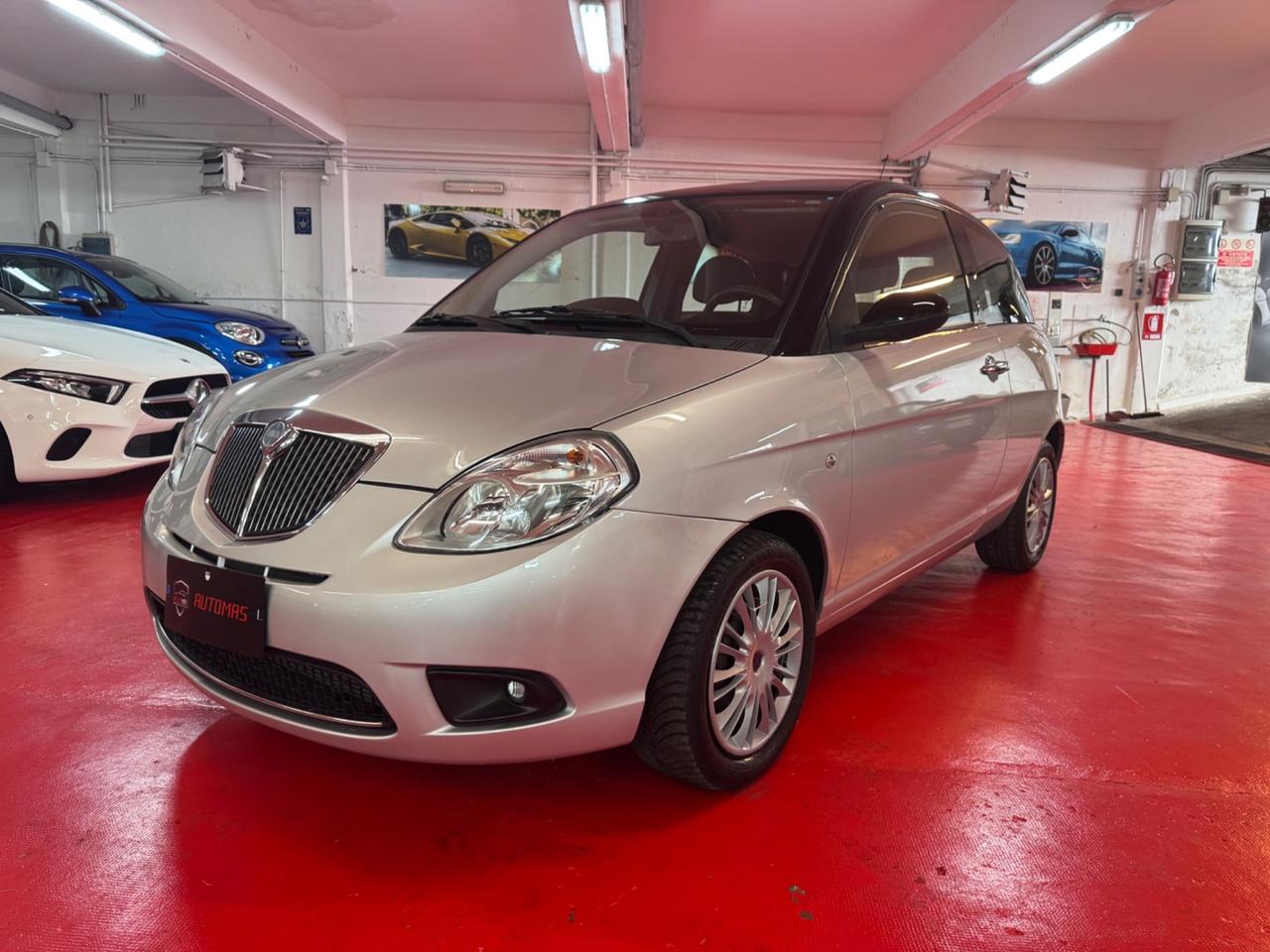 Lancia Ypsilon 1.2 Modamilano