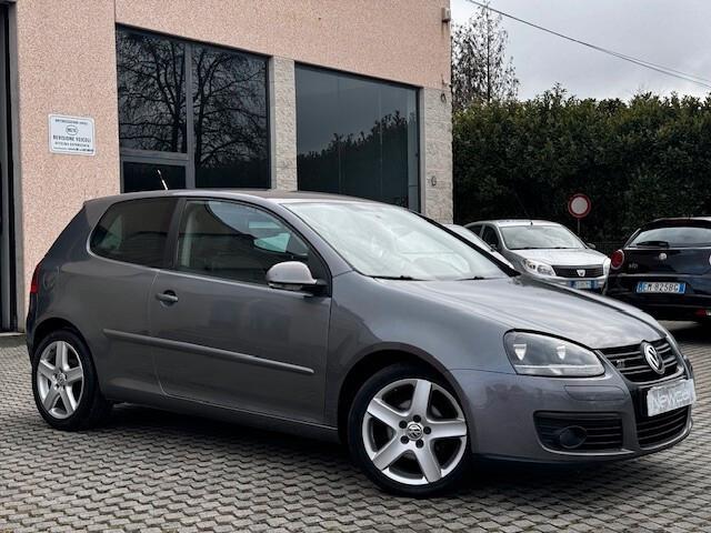 Volkswagen Golf 1.9 TDI DPF 3p. GT Sport