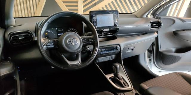 Toyota Yaris 1.5h Business