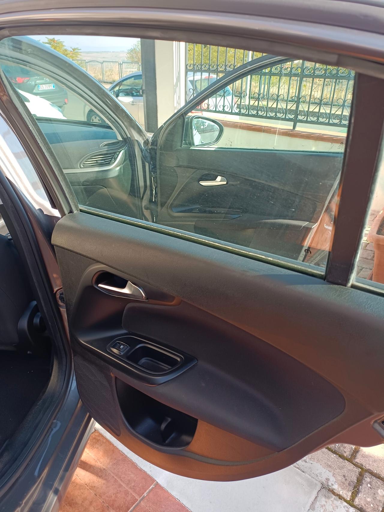 Fiat Tipo 1.4 4 porte Opening Edition Benz/gpl