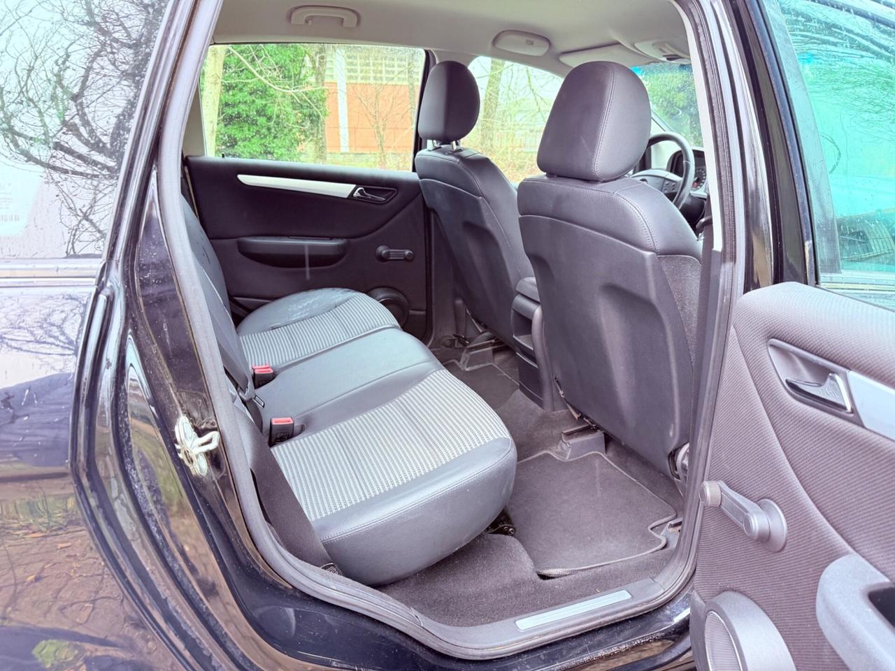 Mercedes-benz B 180 CDI- 150.000 KM !!! UNICO PROP