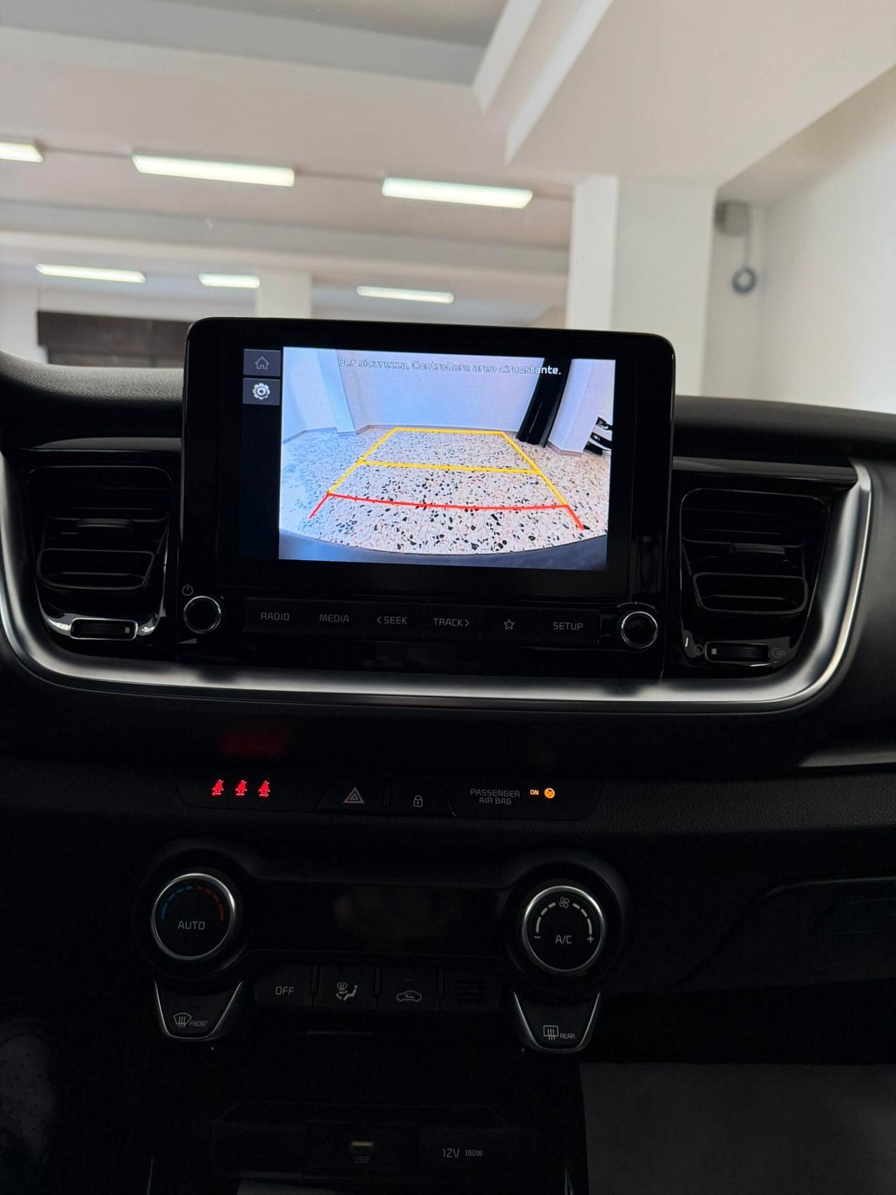 Kia Stonic 1.0 T-GDi 100 CV MHEV MT Style