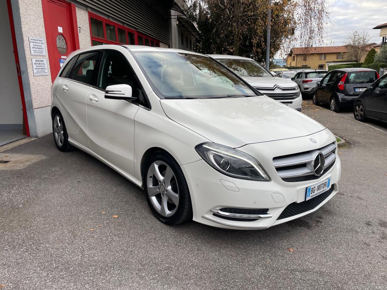 Mercedes-benz B 180 Classe Premium automatica ok neopat.