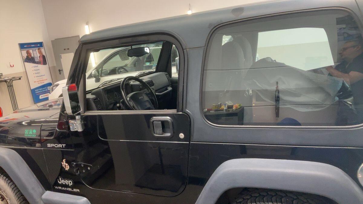 Jeep Wrangler 4.0 cat Sport GPL