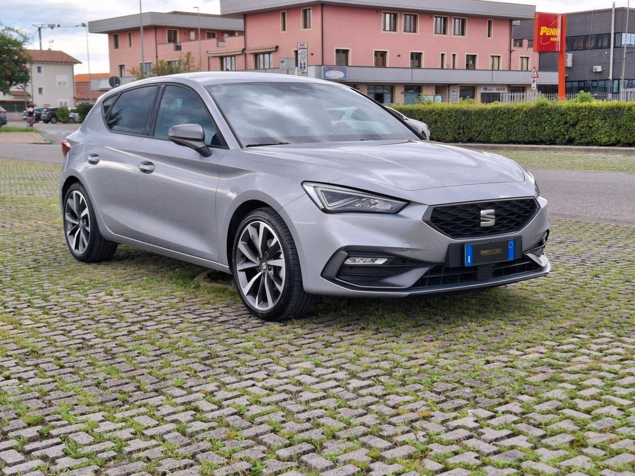 Seat Leon 1.5 TGI DSG FR - SOLO 13000KM
