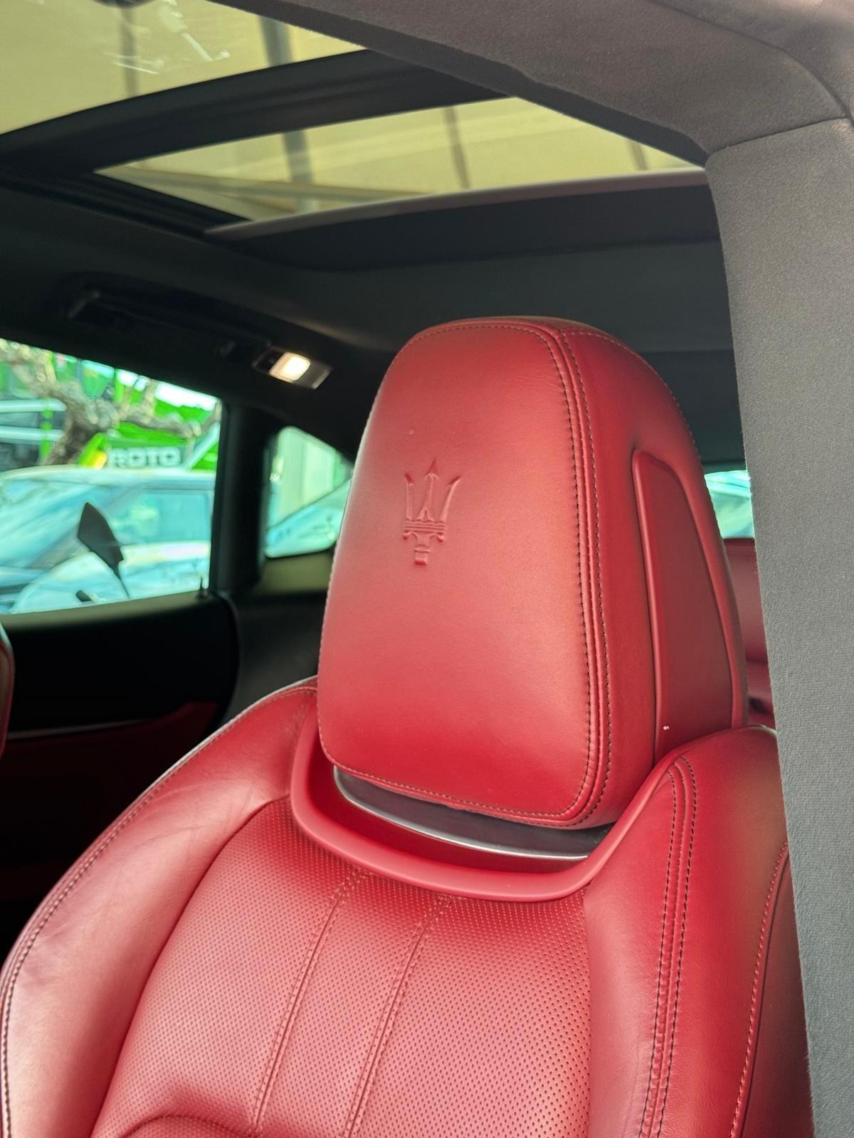 Maserati Levante V6 Diesel 275 CV AWD