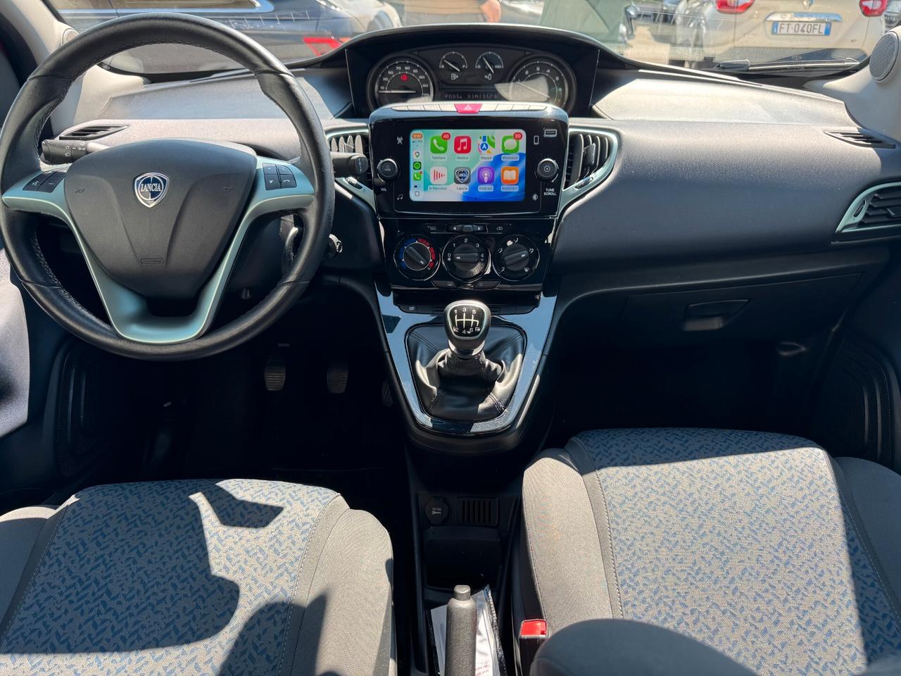 Lancia Ypsilon 1.0 FireFly 5 porte S&S Hybrid Gold