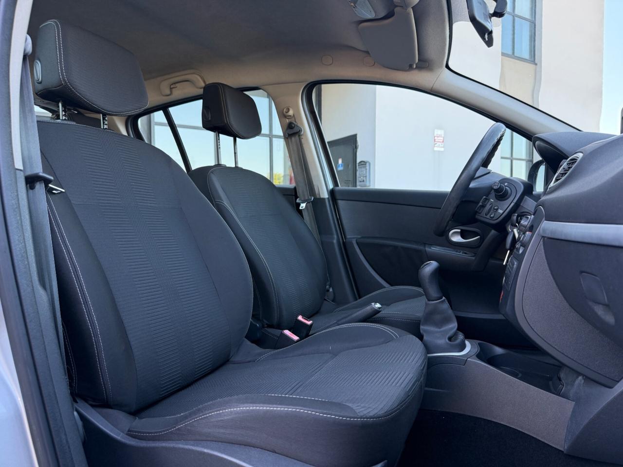 Renault Clio 1.2 16V 5 porte GPL Confort