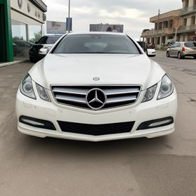 Mercedes-benz E 220 CDI Coupé BlueEFFICIENCY