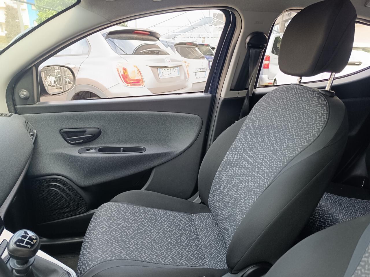 Lancia Ypsilon 1.2 GPL Ecochic Elefantino Blu