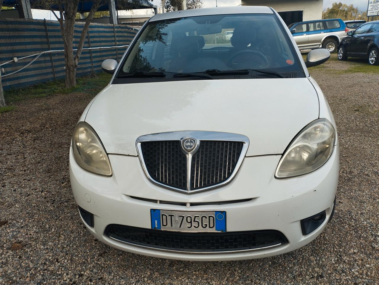 Lancia Ypsilon 1.2 Ego