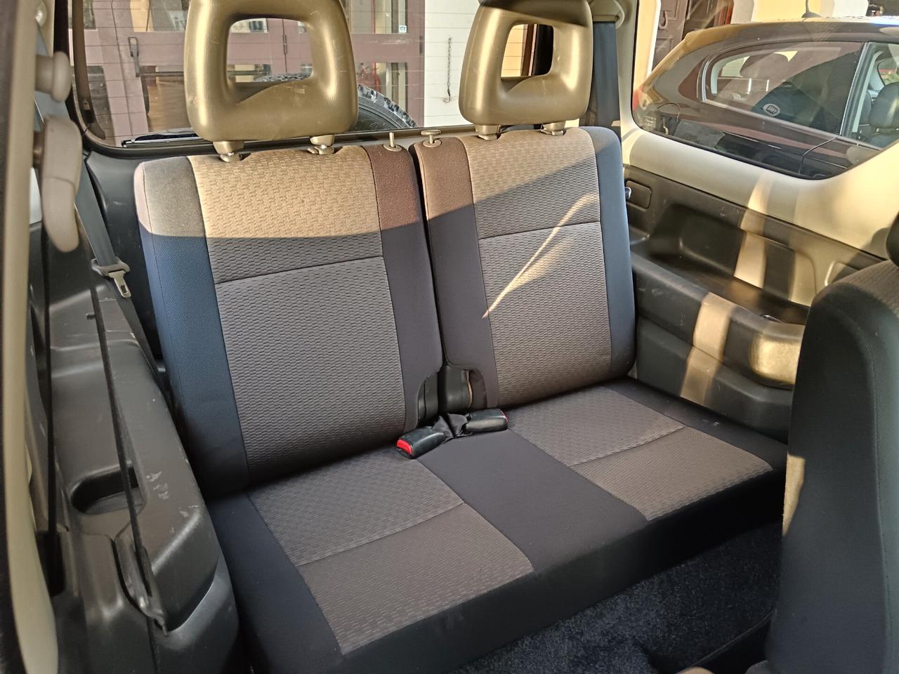 Suzuki Jimny 1.5 DDiS 86CV 4WD + GANCIO TRAINO