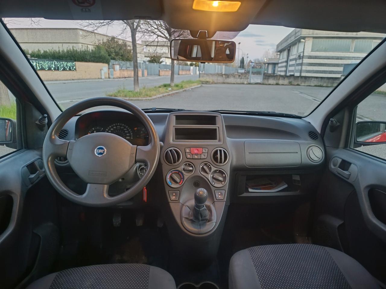 Fiat Panda 1.1 benz SOLO 68.000 KM NEOPATENTATI