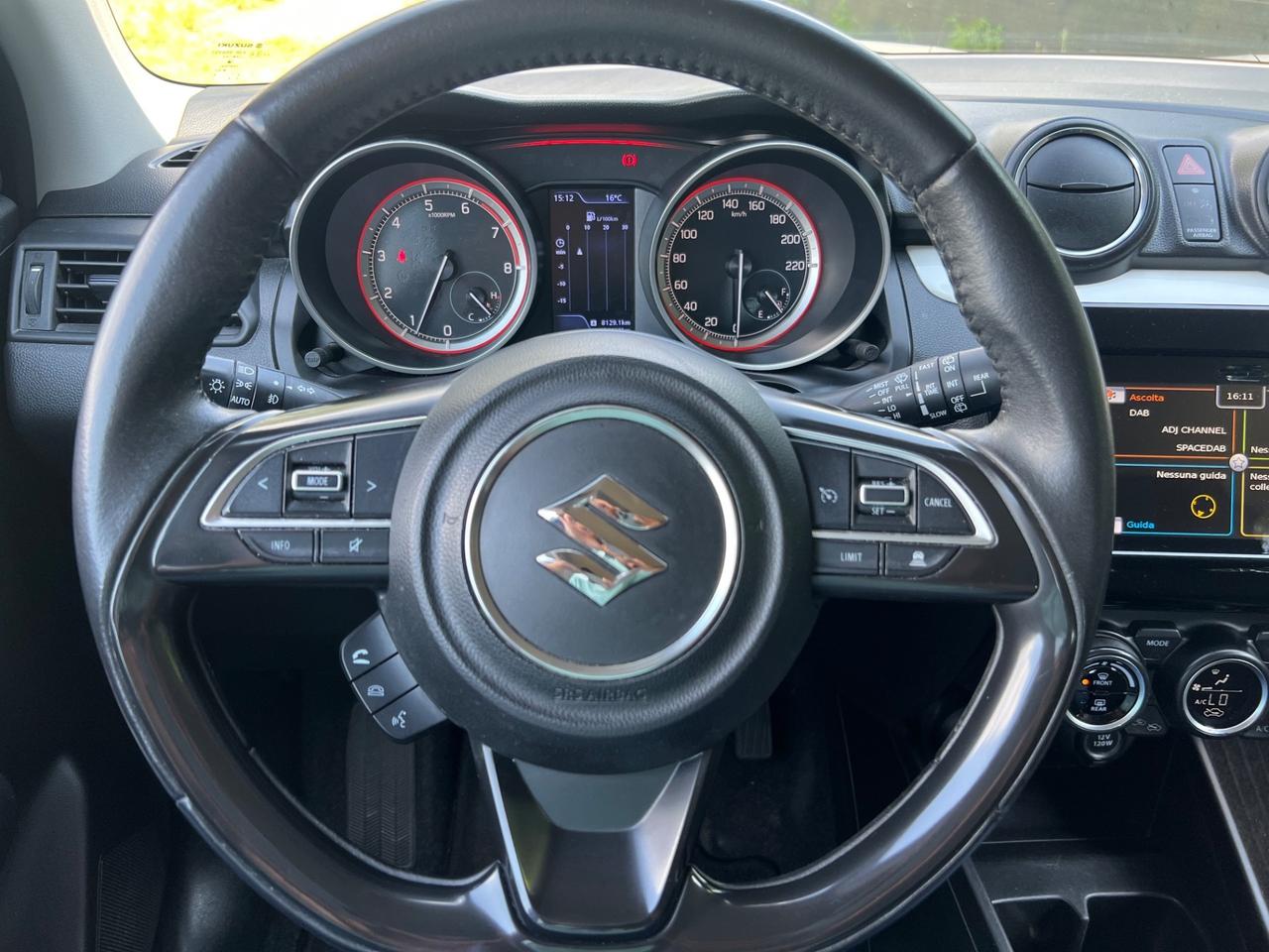 Suzuki Swift 1.2 Hybrid Top