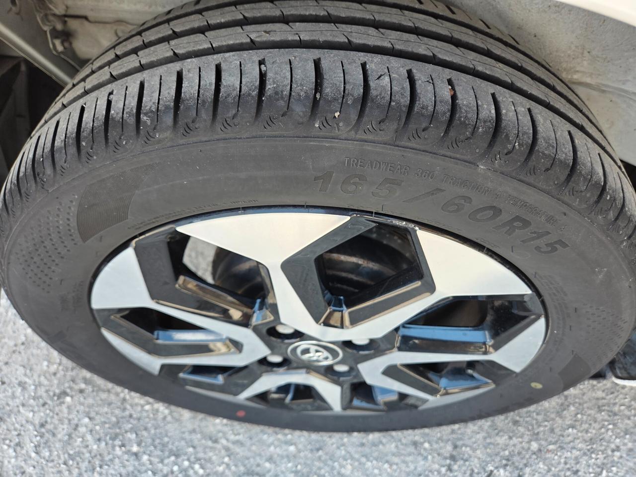 TOYOTA AYGO 1.0 BENZ 72 CV ANNO 2019 SOLI KM 80000 CERTIF