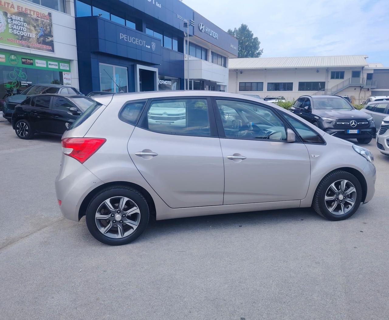 Hyundai iX20 1.4 90 CV XPossible - NEOPATENTATI