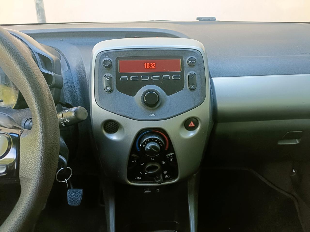 Citroen C1 VTi 72 5 porte Shine