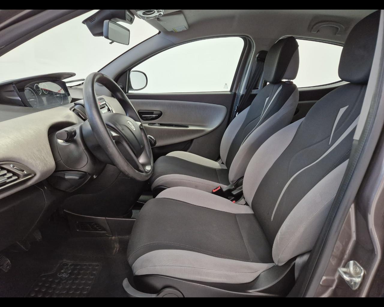 LANCIA Ypsilon III 2011 - Ypsilon 1.2 8v Elefantino ecochic Gpl 69c