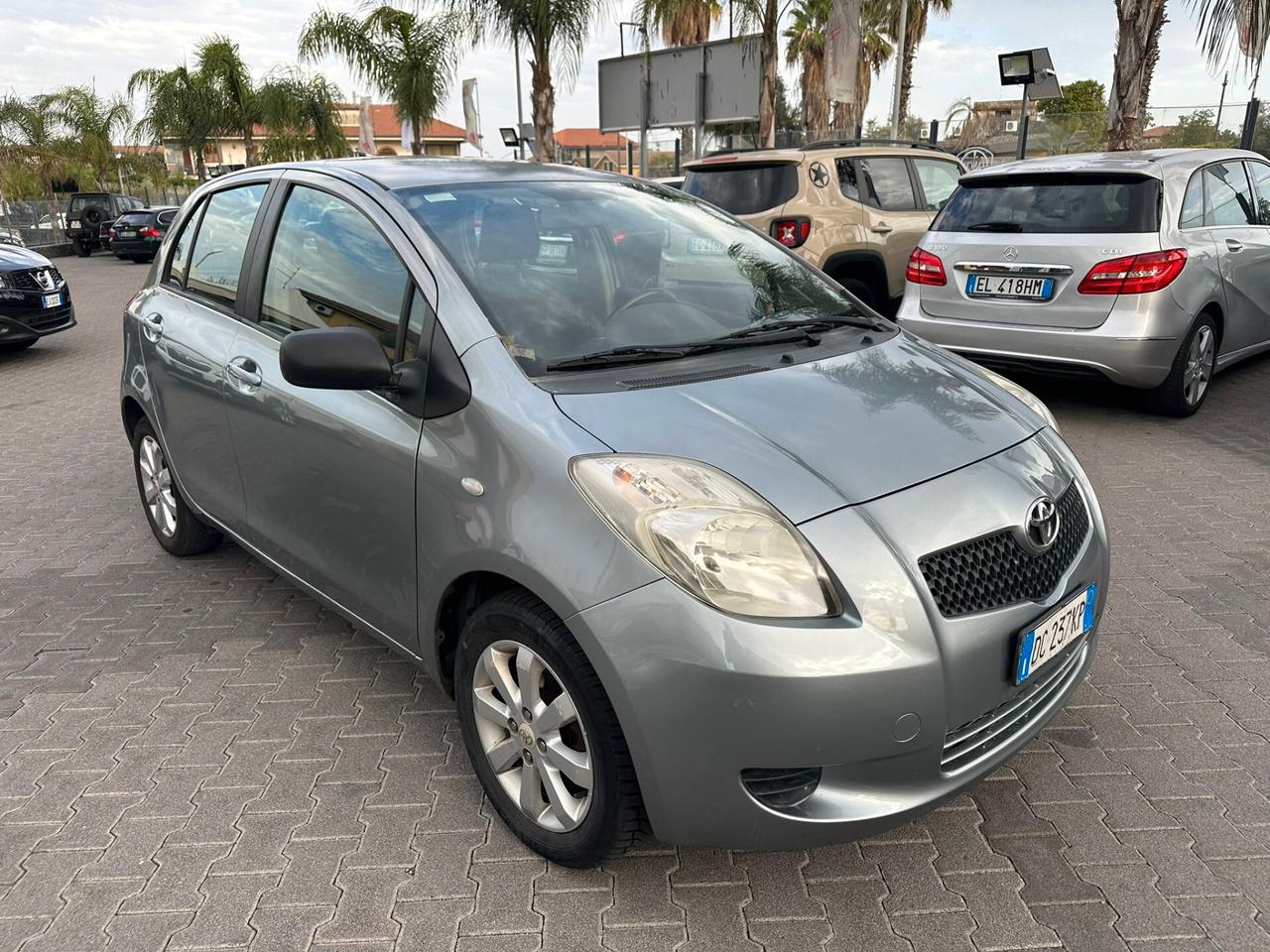 Toyota Yaris 1.0 5 porte Sol benzina per neopatentati