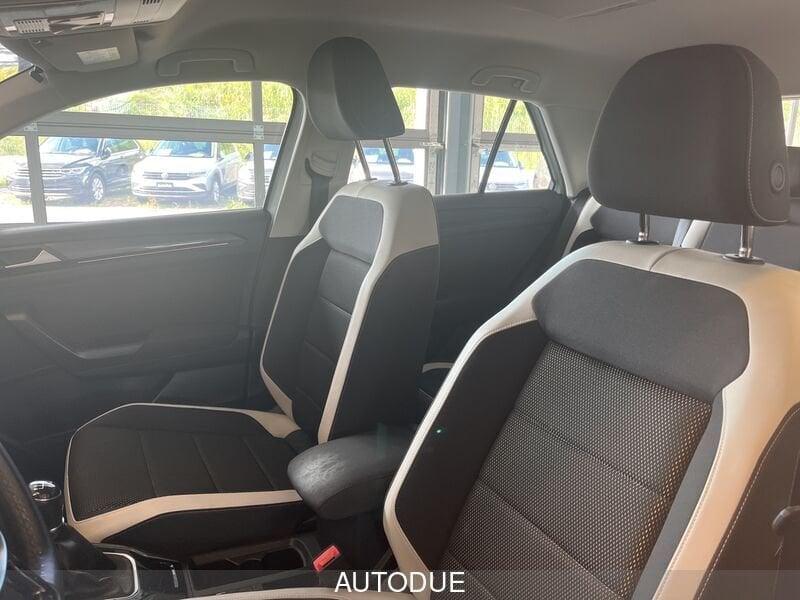 Volkswagen T-Roc 2.0 TDI ADVANCED 115CV