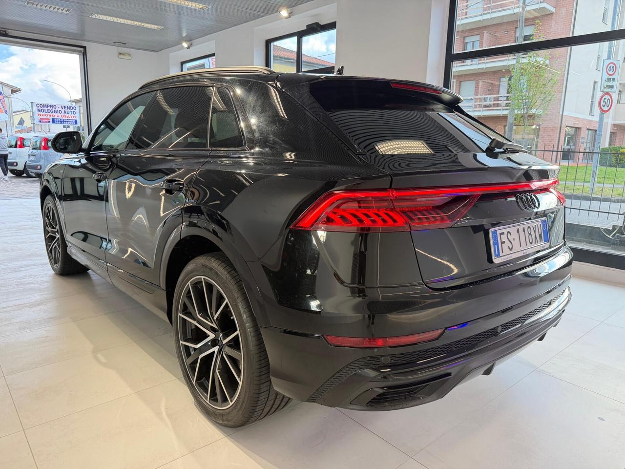 Audi Q8 50 TDI 286 CV quattro tiptronic Sport