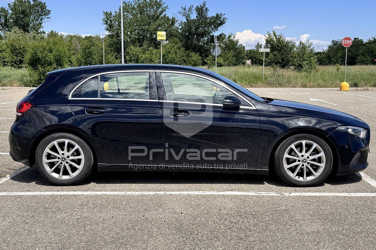 MERCEDES A 180 Automatic Business