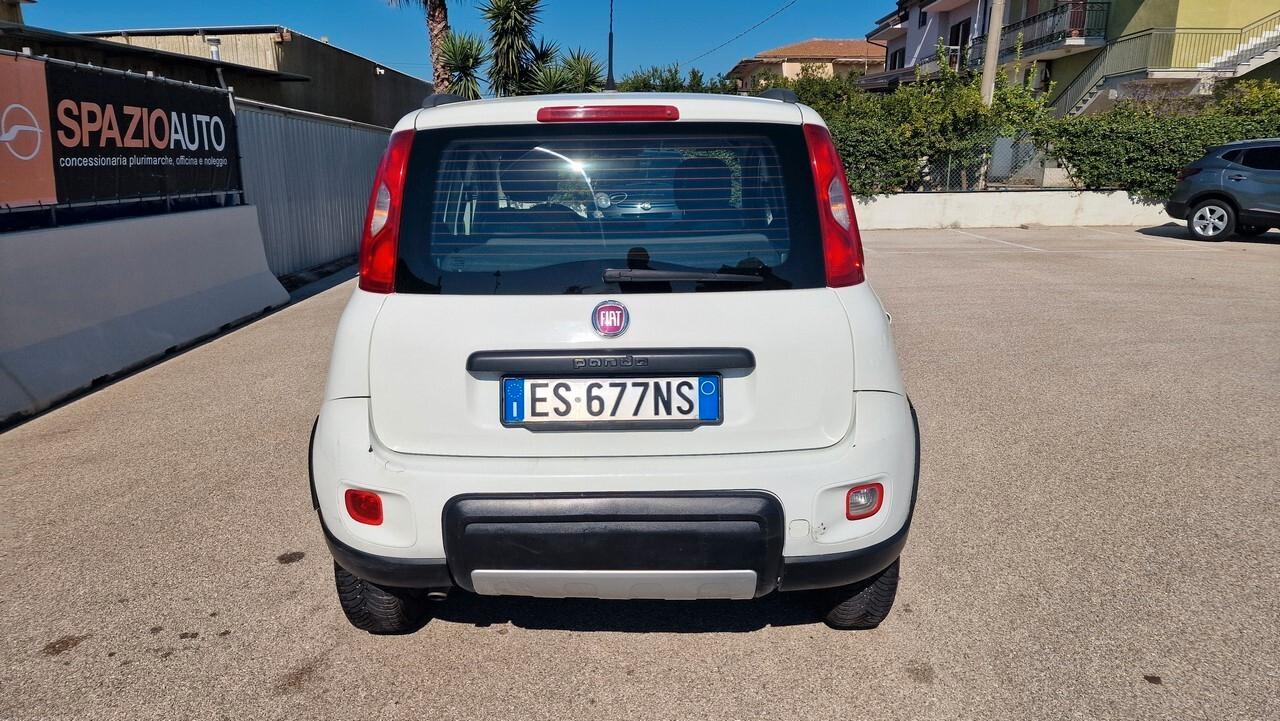 Fiat Panda 1.3 MJT 16V DPF 4x4 Climbing