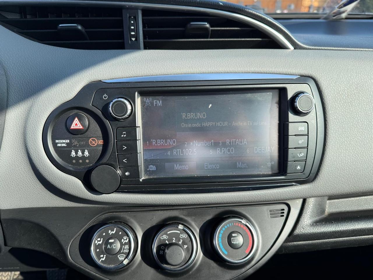 Toyota Yaris 1.0 5 porte Lounge