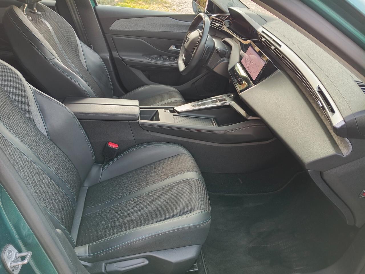 Peugeot 308 PureTech Turbo 130CV S&S EAT8 SW Allure Pack