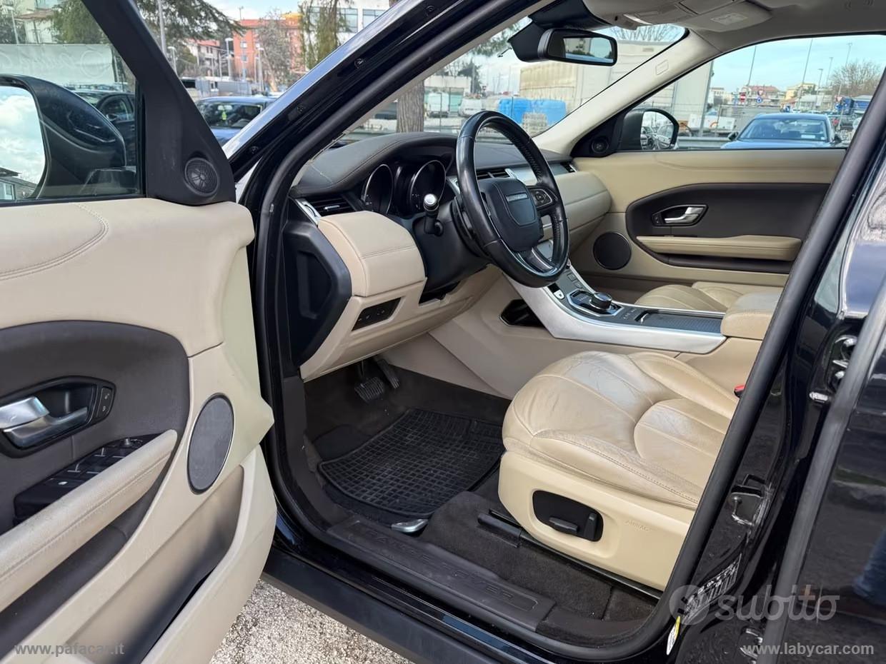 LAND ROVER RR Evoque 2.0 TD4 150 CV 5p. Bs Ed. SE