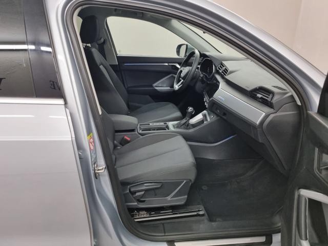 AUDI Q3 35 TDI S tronic Business Advanced