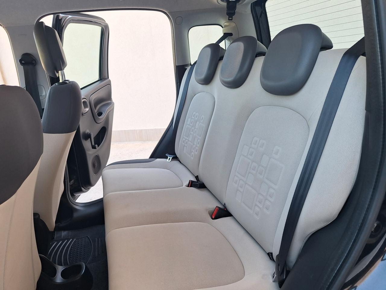 Fiat Panda 1.2 Lounge "5 posti" PERFETTA