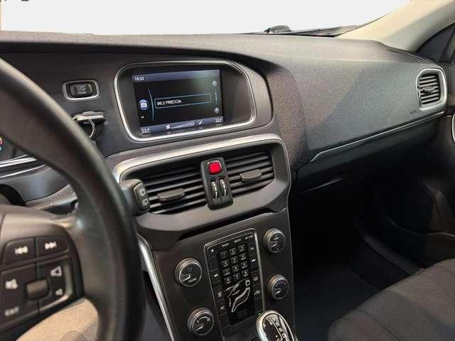 Volvo V40 D2 1.6 Powershift Summum