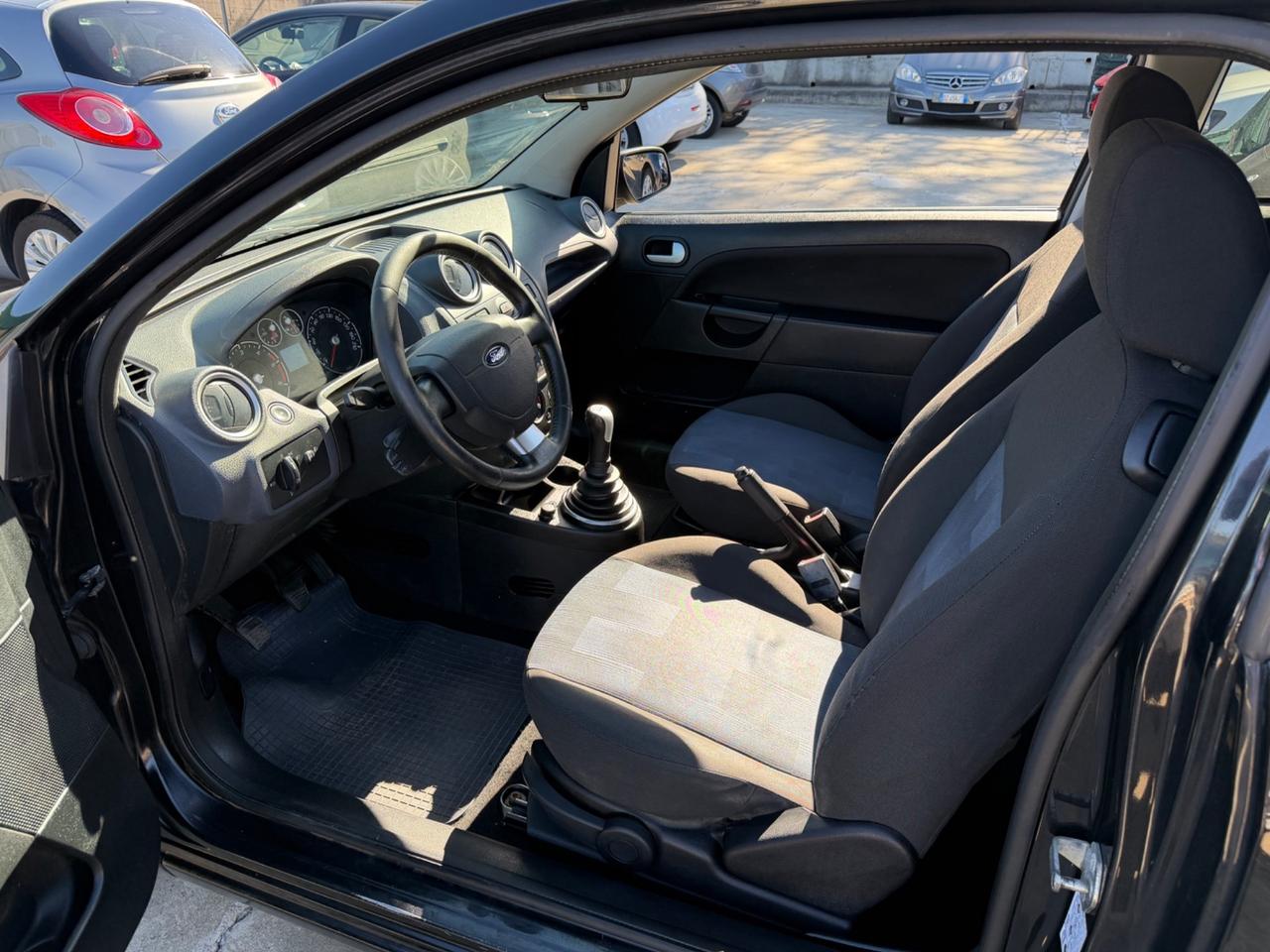 Ford Fiesta 1.4 TDCI 69cv Titanium/165.000KM