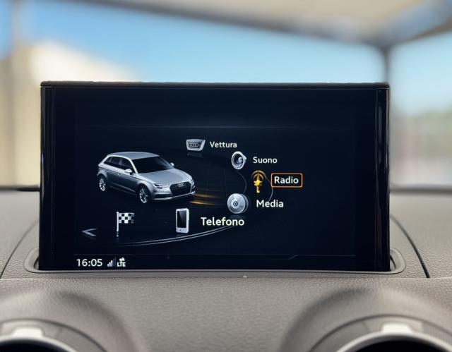 AUDI A3 SPB 1.6 TDI S-Tronic Sport (Xeno/LED/Auto/Navi)