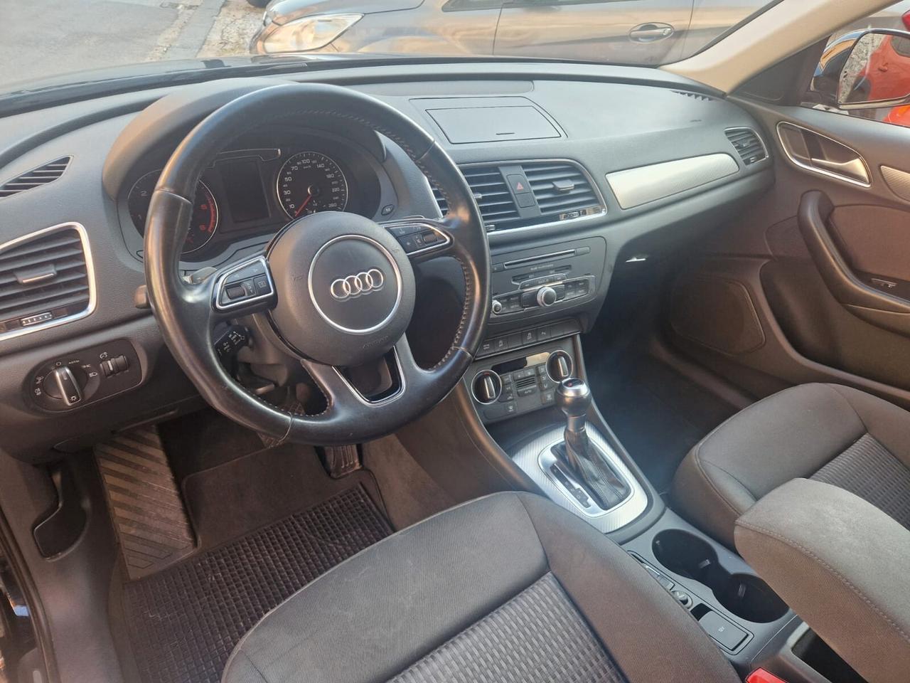 Audi Q3 2.0 TDI 150 CV Design